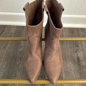 Dolce Vita cowboy boots - size 8.5- new - tan color vegan leather